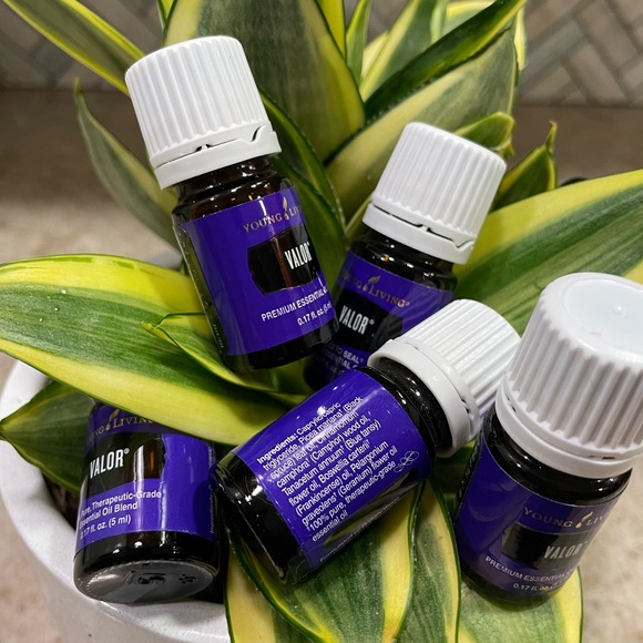 4 Young Living Valor Essential Oils - Picture 2 of 2